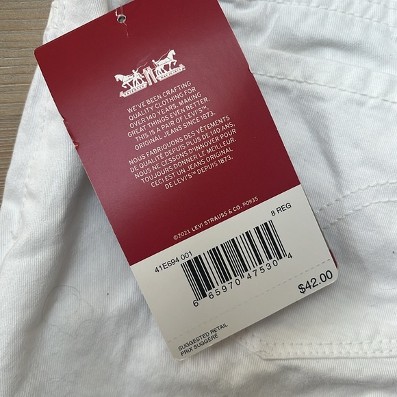 Levi’s (Youth) White Midi Shorts - Picture 6 of 7